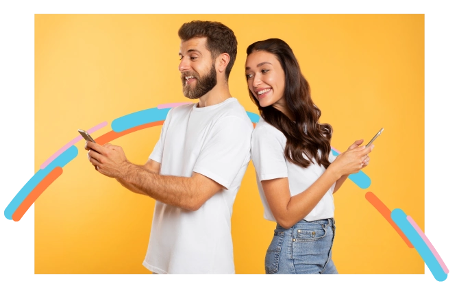 Hombre con celular y app Banistmo