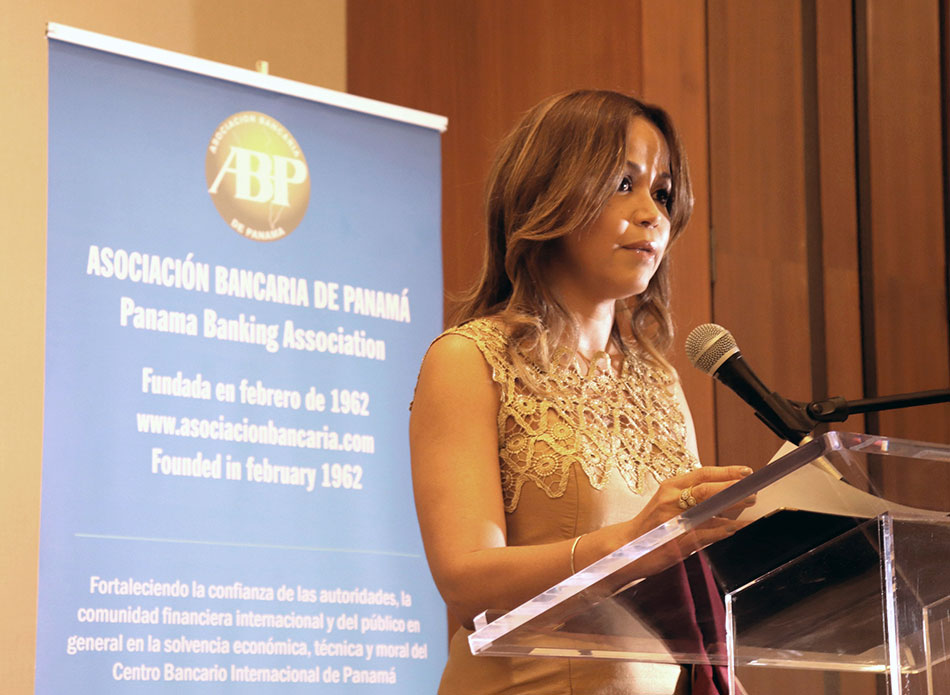 Presidente Aimee Sentmat